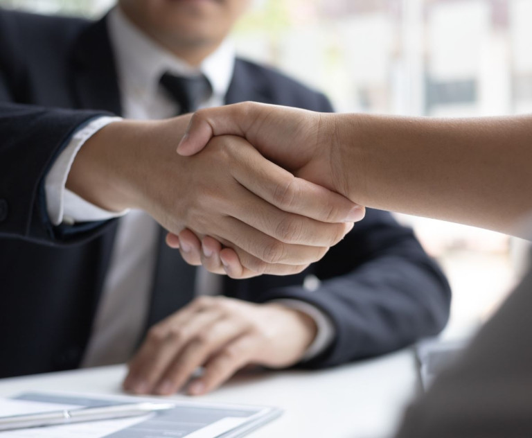 ESOP jako odpověď na nedostatek talentů: data z průzkumu a klíčová role ocenění